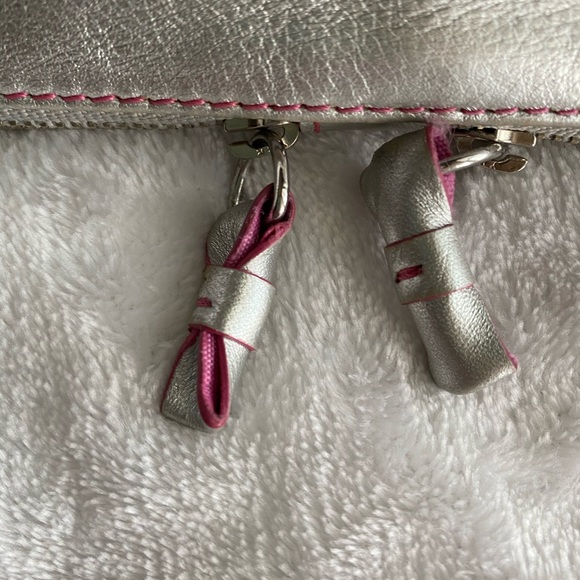 Vintage Y2K Juicy Couture Chic Silver Bow Tie Leather Clutch Wallet EUC - Picture 8 of 14